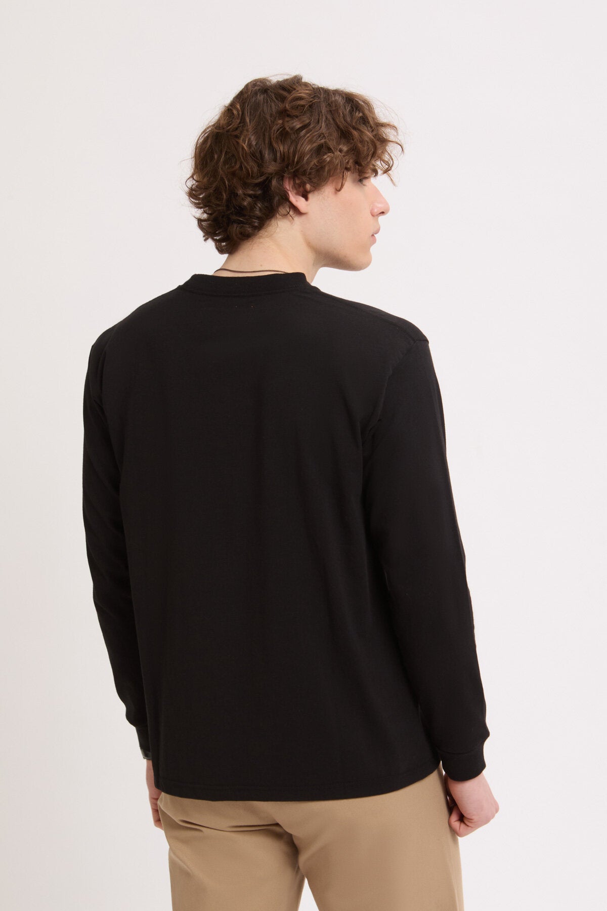 Signature Pocket L/S T-Shirt