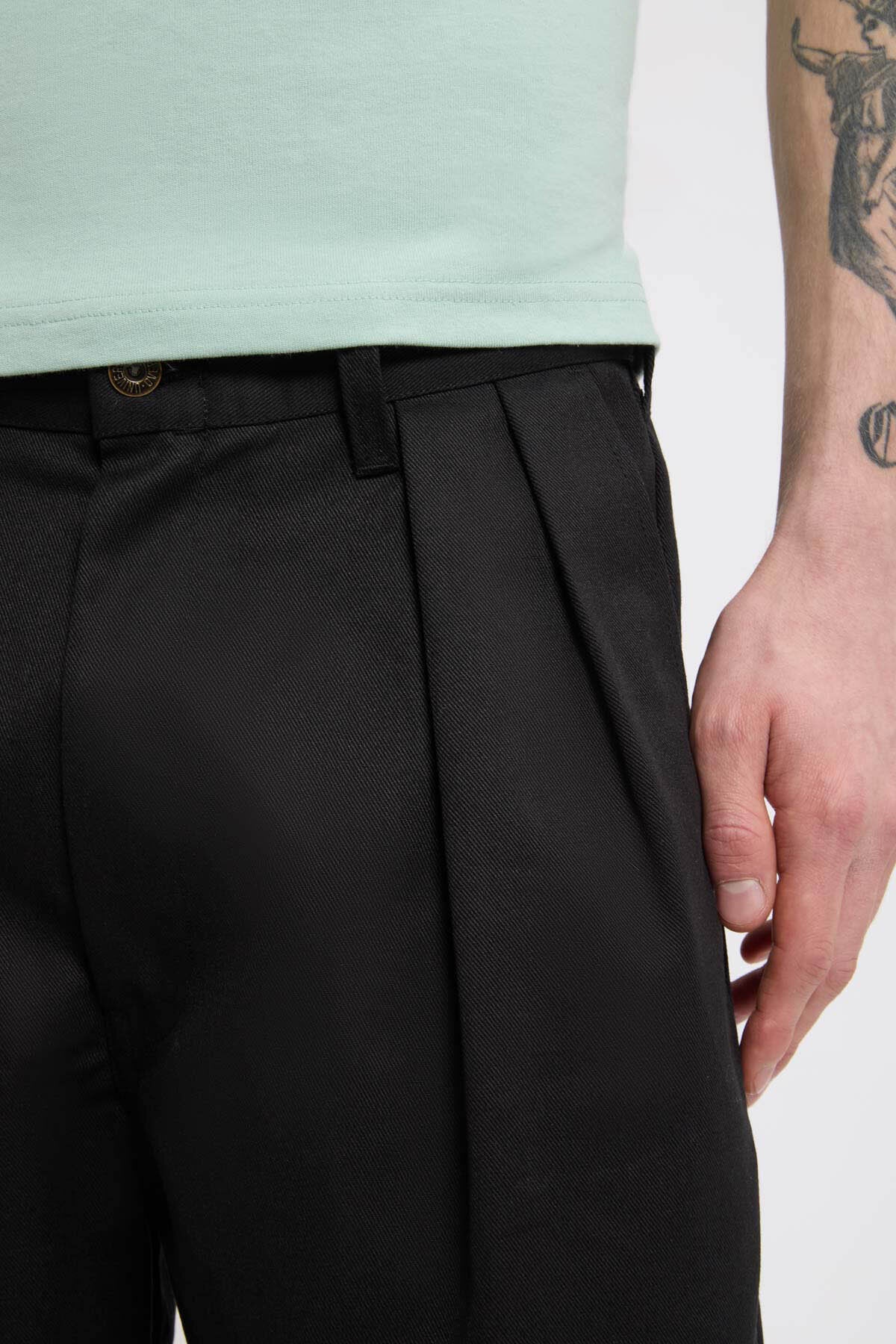 Relaxed Fit Twill Pants