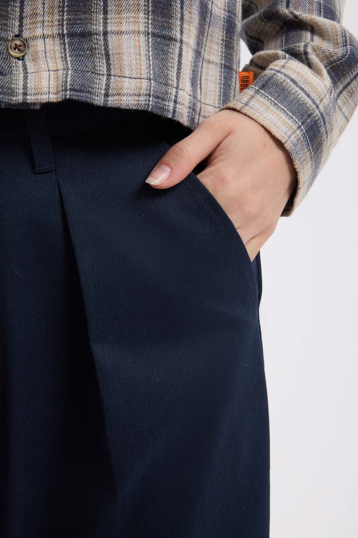 Tuck Wide Pants