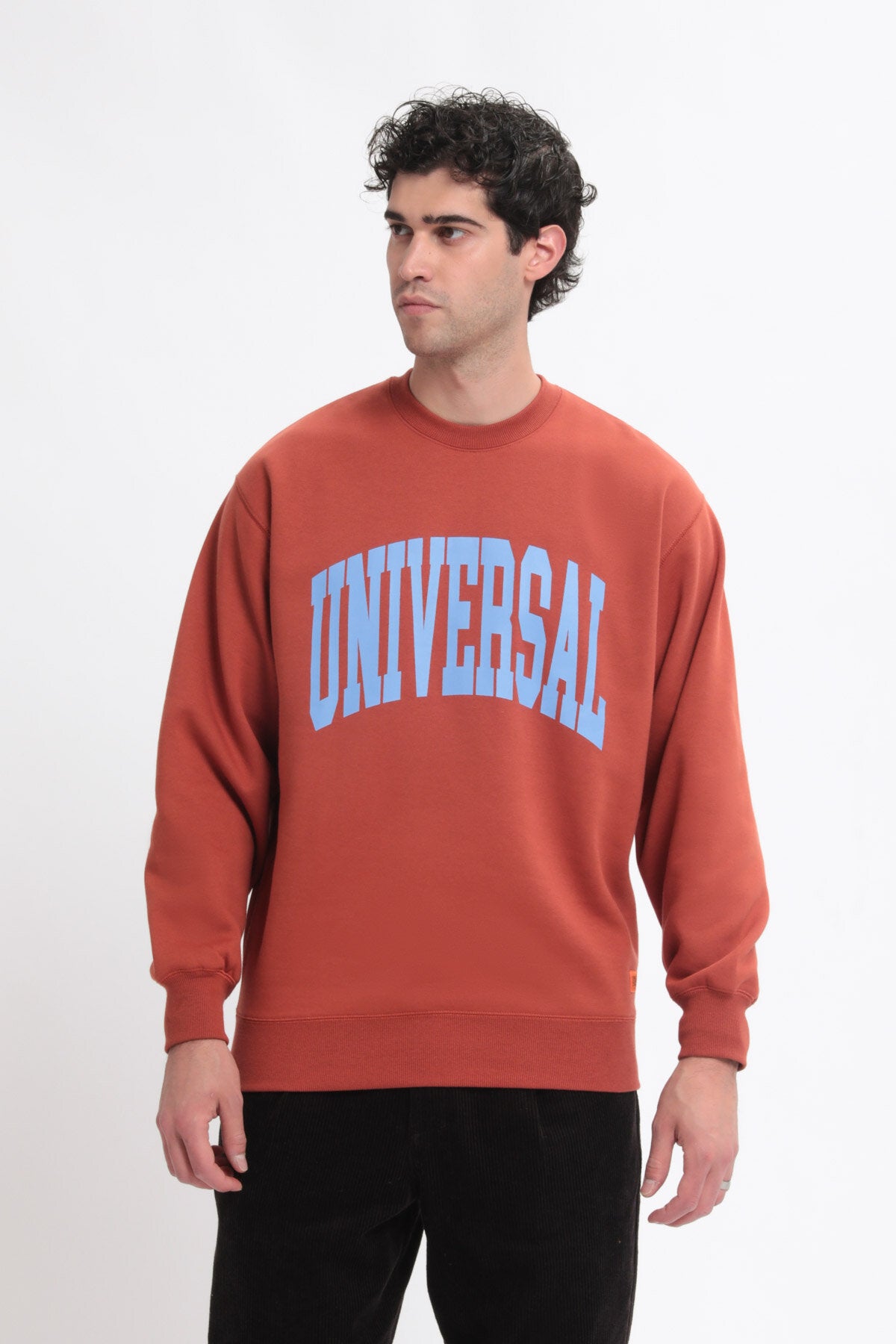 Felpa con logo UO