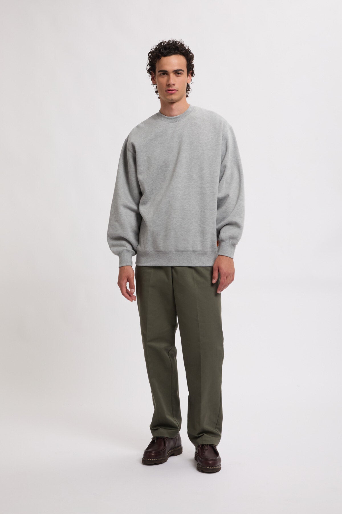 Sweat Shirt