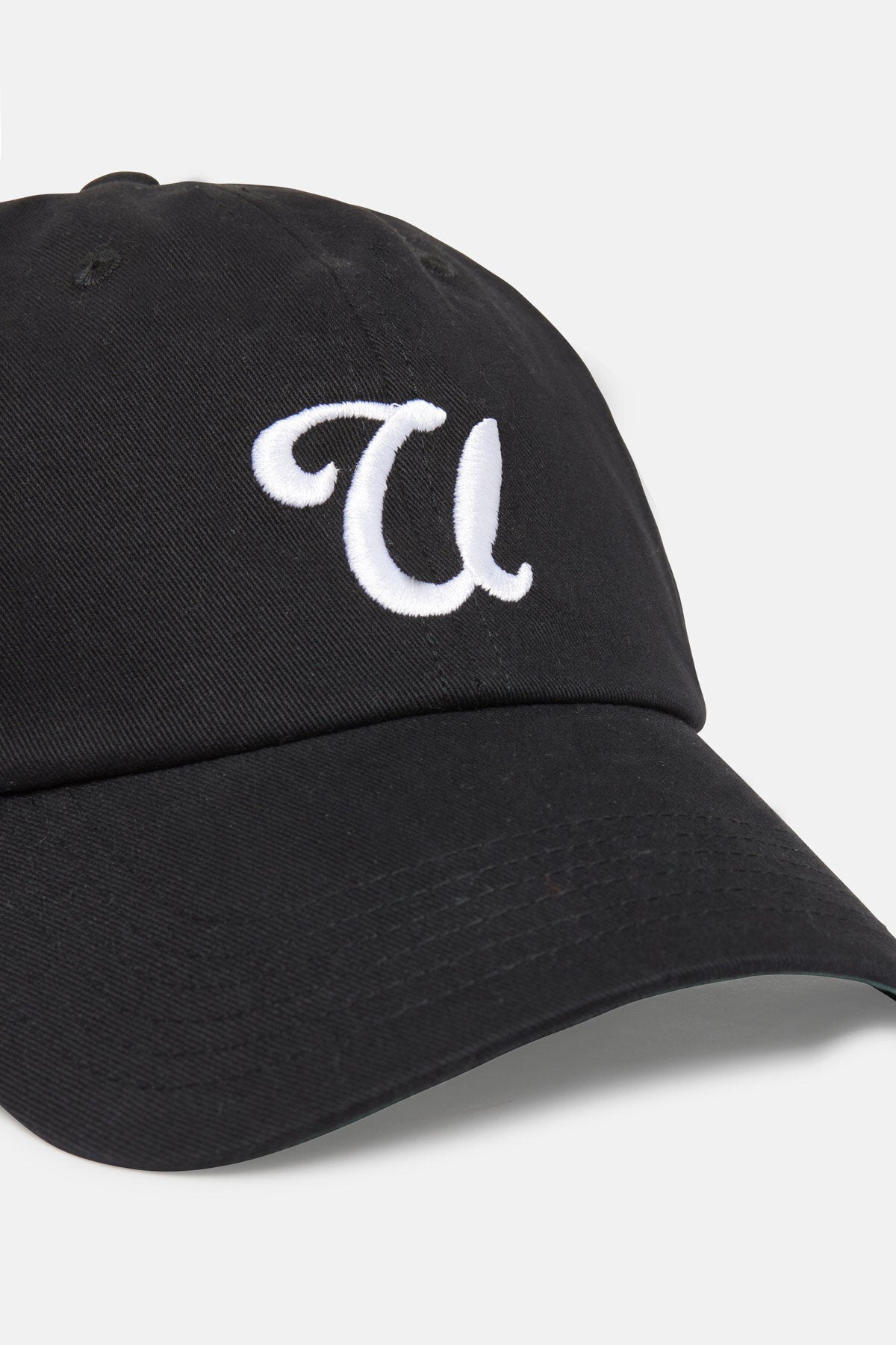 Cappellino con logo